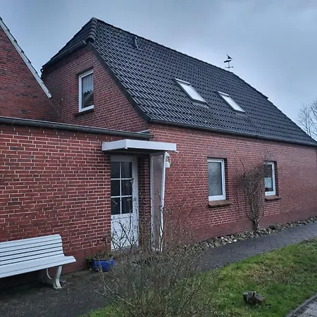 Pelikan Og Apartment *